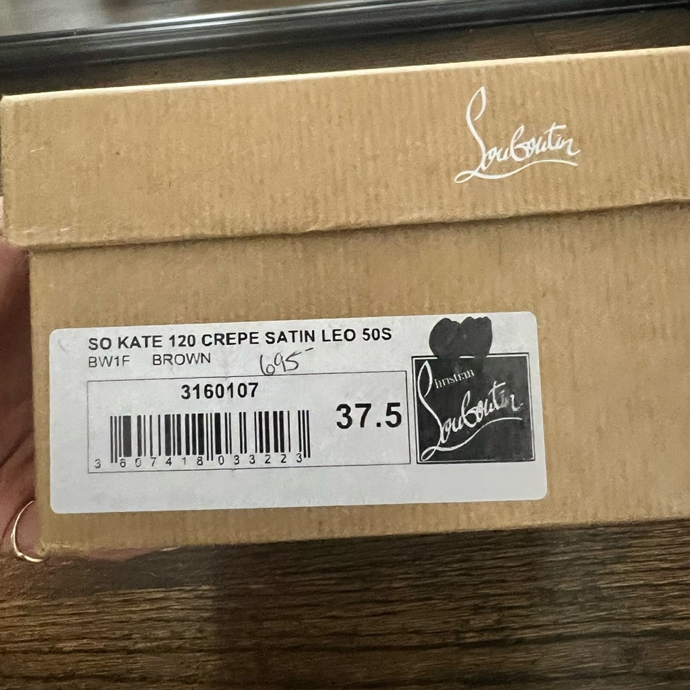 Christian Louboutin So Kate Cheetah Heel 37.5 - Picture 6 of 6